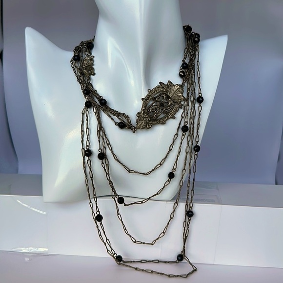 Fatima hand necklace - Picture 1 of 4